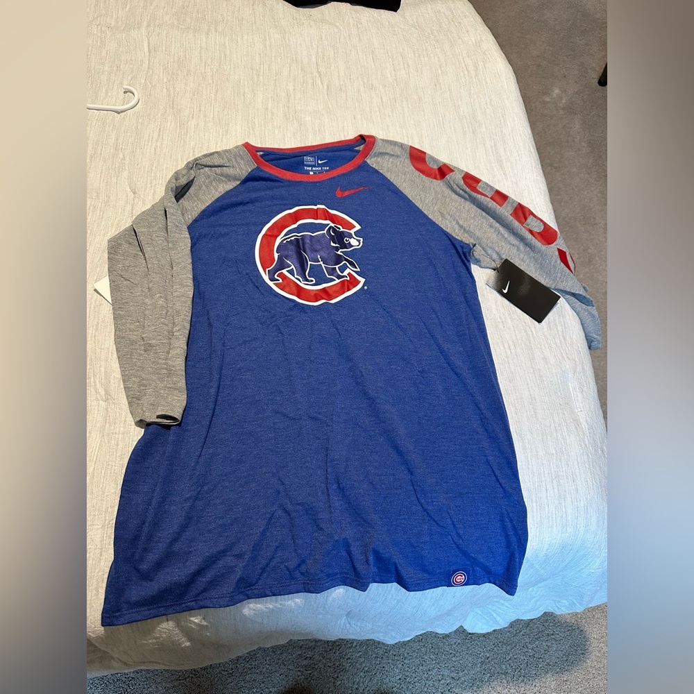 Chicago Cubs Women’s Baseball Tee